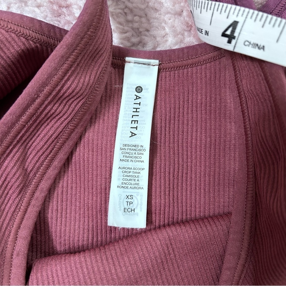 Athleta Dusty Mauve Ribbed Cropped Tank Bra  Size XS Pilates Yoga Athleisure - Picture 3 of 9